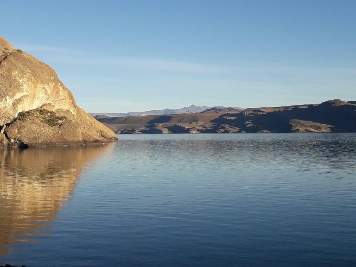 Hospedaje El Juncal Puerto Ingeniero Ibanez Dış mekan fotoğraf